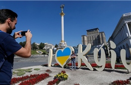 Ngã ngửa khi biết quốc gia rót tiền đầu tư nhiều nhất cho Ukraine