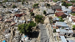 Hình ảnh đất hóa lỏng &#39;nuốt chửng&#39; gần 1.700 ngôi nhà tại Indonesia