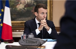 Nghị sĩ Pháp đề nghị bỏ phiếu bất tín nhiệm Tổng thống Macron 