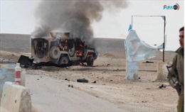 Đánh bom liều chết nhằm vào đoàn xe chở lính Mỹ tại Syria