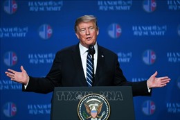 Tổng thống Trump trả lời phỏng vấn độc quyền Fox News sau hội nghị ở Việt Nam