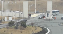 Xuất hiện limousine đen tại nơi dự kiến hai nhà lãnh đạo Nga-Triều gặp mặt