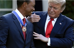 Golf thủ Tiger Woods được Tổng thống Trump trao Huân chương Tự do 