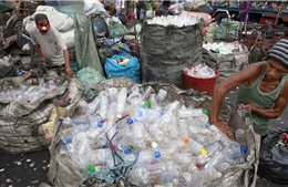 Philippines dọa đổ rác &#39;gửi nhầm&#39; xuống biển trả cho Canada