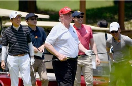 Nhật Bản chào đón Tổng thống Trump bằng ‘ngoại giao sân golf’ và thịt bò Kobe hảo hạng