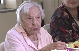 Cụ bà 107 tuổi chia sẻ bí kíp thọ lâu: Không lấy chồng