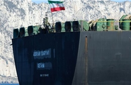 Tàu Iran Adrian Darya vẫn giữ bí mật điểm đến sau khi bán hết dầu