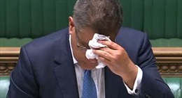 Bộ trưởng Anh có triệu chứng giống COVID-19 khi phát biểu trước Quốc hội