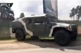 Xe quân sự nườm nượp đổ về thủ đô Belarus trong ngày bầu cử