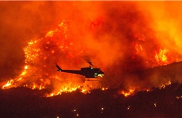 Mỹ: California đồng thời đối mặt với hơn 20 đám cháy khó kiểm soát 