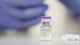 Dược sĩ Israel nhập viện vì vô tình tiêm vaccine ngừa COVID-19 quá liều