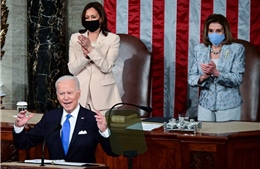 Hình ảnh lịch sử hai người phụ nữ quyền lực đứng sau Tổng thống Biden tại Quốc hội
