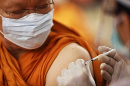 Lo thiếu nguồn cung, các nước châu Á-TBD đẩy nhanh phát triển vaccine COVID-19 nội địa