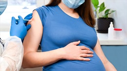 New Zealand, Australia khuyến nghị tiêm vaccine Pfizer cho phụ nữ mang thai