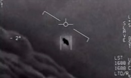 Lầu Năm Góc giải thích vì sao phải giữ kín các video về UFO