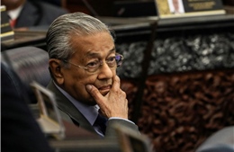Cựu Thủ tướng Malaysia Mahathir tranh cử ở tuổi 97