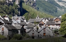 Cuộc sống yên bình tại ngôi làng gần như không có điện ở Thụy Sĩ