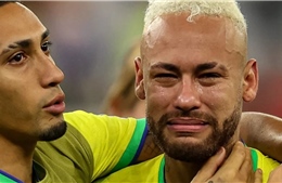 Những lần khóc tức tưởi của các &#39;bại tướng&#39; trên sân cỏ World Cup 2022