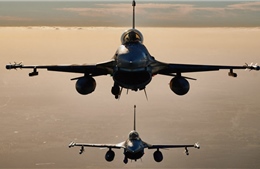 Tổng thống Biden giải thích lý do từ chối gửi chiến đấu cơ F-16 cho Ukraine