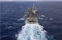 Mỹ cân nhắc đưa lính vũ trang lên tàu thương mại đi qua Eo biển Hozmuz