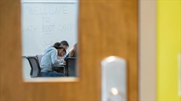 Nhiều sinh viên Mỹ chật vật với toán cơ bản vì học trực tuyến trong đại dịch