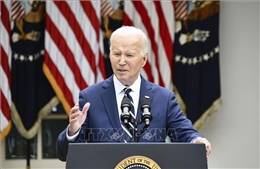 Tổng thống Biden giải thích lý do dừng tranh cử, &#39;truyền ngọn đuốc&#39; cho thế hệ mới