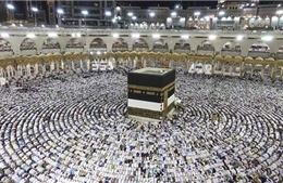 Các tín đồ Hồi giáo tham gia nghi lễ chính trong lễ hành hương Hajj ở Saudi Arabia