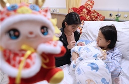 Trung Quốc yêu cầu các bệnh viện cung cấp dịch vụ &#39;đẻ không đau&#39;