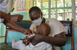 Dự thảo của Mỹ về chia sẻ dữ liệu sinh học và viện trợ y tế gây tranh cãi