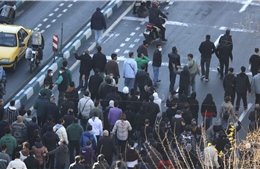 Iran triển khai gói trợ cấp toàn dân trong nỗ lực dập tắt biểu tình