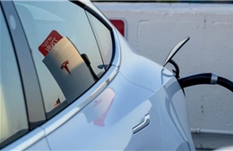 Cấm thiết kế tay nắm cửa ẩn: Trung Quốc đặt ra quy định mới cho xe điện