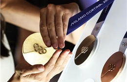 Kim loại quý leo thang, huy chương Thế vận hội Mùa đông ở Italy lập giá trị kỷ lục