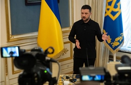 Tổng thống Ukraine: Đàm phán ba bên tạm dừng do căng thẳng Trung Đông