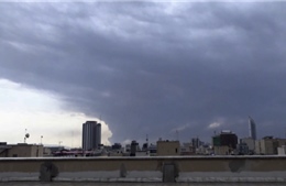 Cảnh báo nguy cơ mưa axit tại Tehran sau các cuộc tấn công vào kho dầu