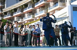 Tiến bộ robot tại Trung Quốc đặt ra vấn đề về qui định và dữ liệu con người