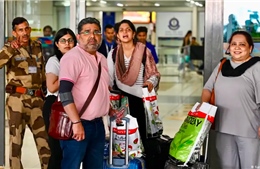 Thêm quốc gia châu Á khuyến cáo công dân rời Iran 'càng sớm càng tốt'