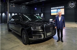 Quốc vương Malaysia được Nga tặng xe limousine hạng sang Aurus Senat