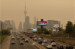 Canada phản ứng sau khi Mỹ dọa trừng phạt vì khói cháy rừng