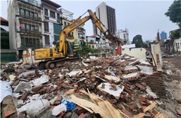 Hà Nội giải phóng mặt bằng, tăng tốc làm con đường &#39;đắt nhất hành tinh&#39;