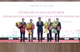 Hà Nội công bố và trao quyết định thành lập cơ quan Báo và phát thanh, truyền hình