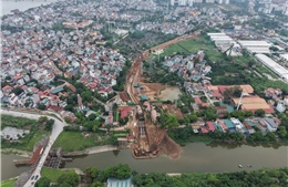 Cận cảnh kênh dẫn nước 7,7 km từ sông Hồng ‘hồi sinh’ sông Tô Lịch
