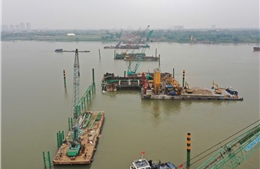Nhiều dự án cầu vượt sông Hồng quyết về đích trước APEC 2027
