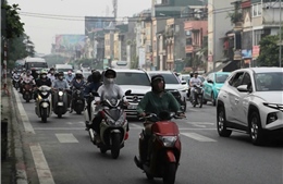 Cấm xe máy chạy xăng trong Vành đai 1: Cần có lộ trình và các giải pháp cụ thể