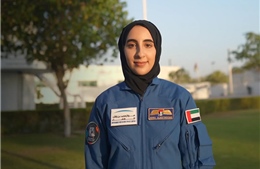 UAE chọn người phụ nữ Arab đầu tiên tham gia khóa huấn luyện phi hành gia