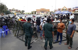 Campuchia gia hạn phong tỏa ở Phnom Penh và Ta Khmao 