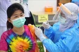 Thái Lan bảo vệ biện pháp sử dụng kết hợp 2 loại vaccine