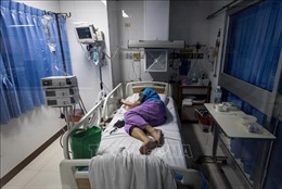 Thái Lan nỗ lực tăng thêm giường bệnh cho những bệnh nhân COVID-19 nặng