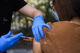 Chuyên gia Mỹ đề xuất tiêm liều vaccine tăng cường