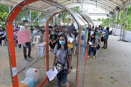 Thái Lan gia hạn phong tỏa tại 29 tỉnh bị ảnh hưởng nặng nề nhất