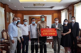 Chính phủ Việt Nam hỗ trợ kiều bào tại Lào chống dịch COVID-19